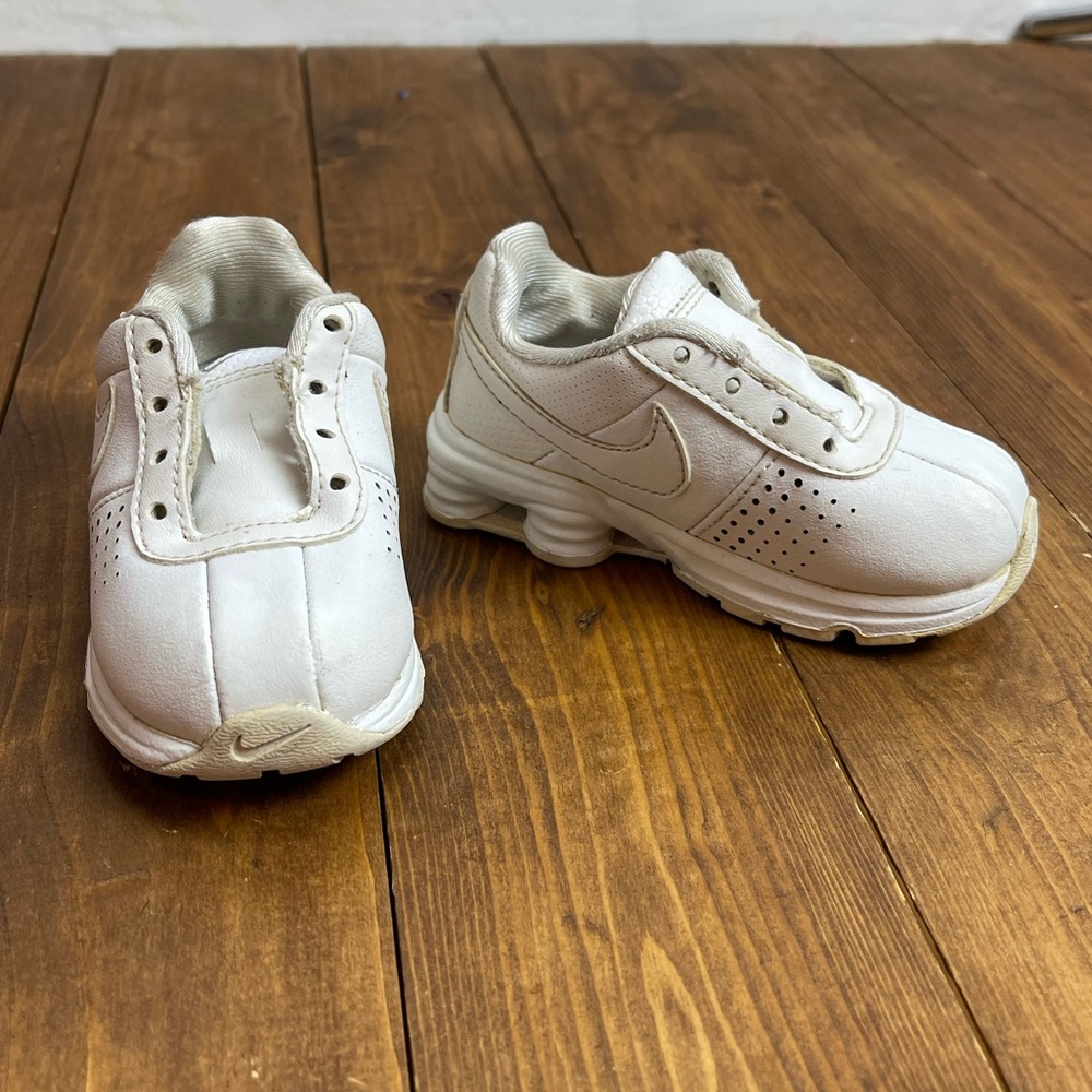Nike Shox infant size 5C white